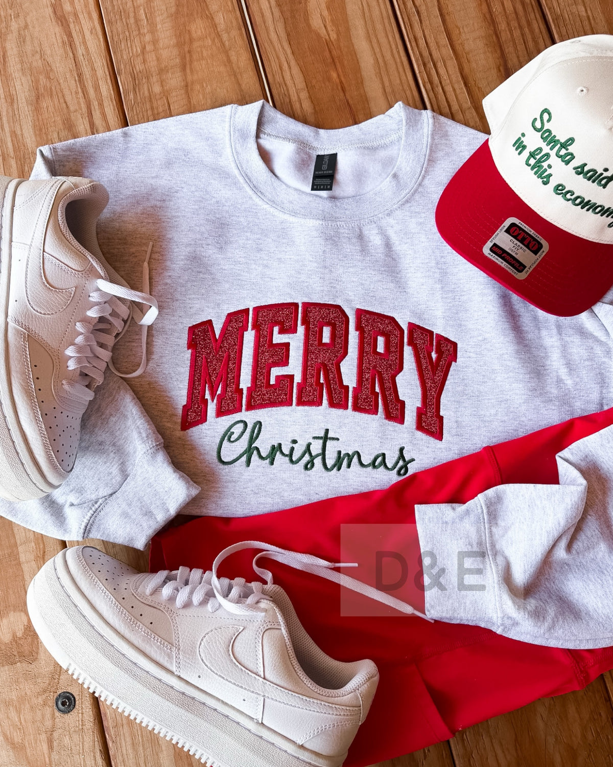 Merry Christmas Appliqué Sweatshirt